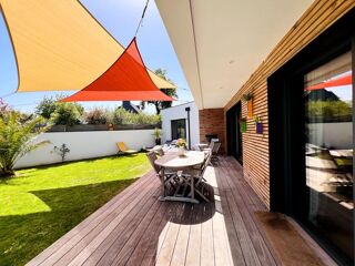  Maison à vendre 8 pièces 194 m²