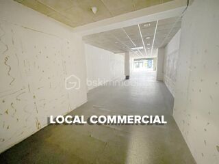  Immeuble � vendre 15 + pi�ces 646 m�