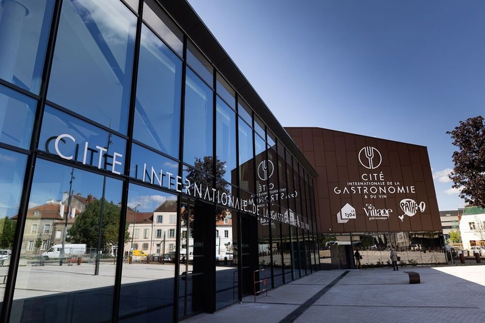   DIJON CITE GASTRONOMIQUE MURS COMMERCIAUX AVEC FORTE RENTABILITE 