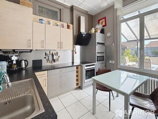  Maison  vendre 7 pices 220 m