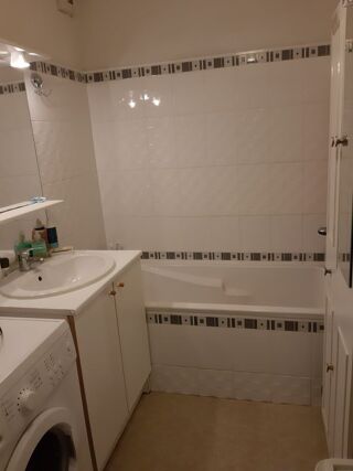  Appartement à louer 2 pièces 43 m²