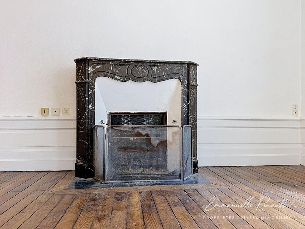 Vente Appartement Vannes Intramuros · Appartement de caractère de 72 m² avec vue sur les colombages Vannes