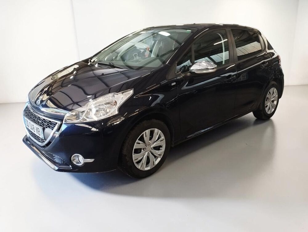 208 1.2 VTI 82 STYLE 5P 2015 occasion 06640 Saint-Jeannet