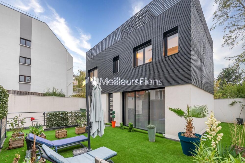 Maison d'architecte de 2023 DPE A au calme, terrasses, rooftop avec pergola et vaste garage