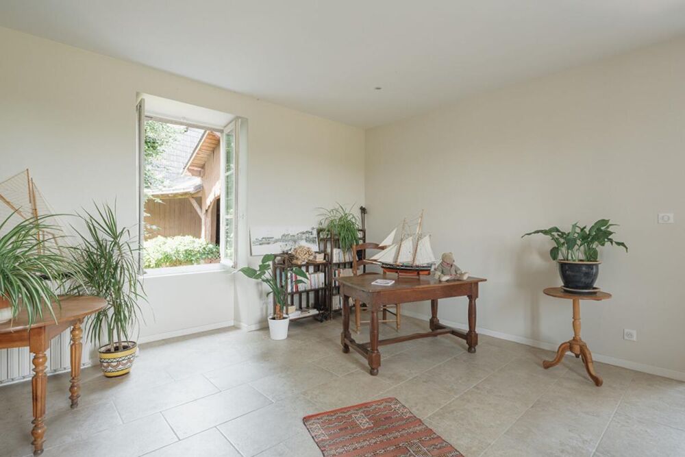 Maison de maître 190m² + 500m² de dépendances, Divatte sur Loire (44450)