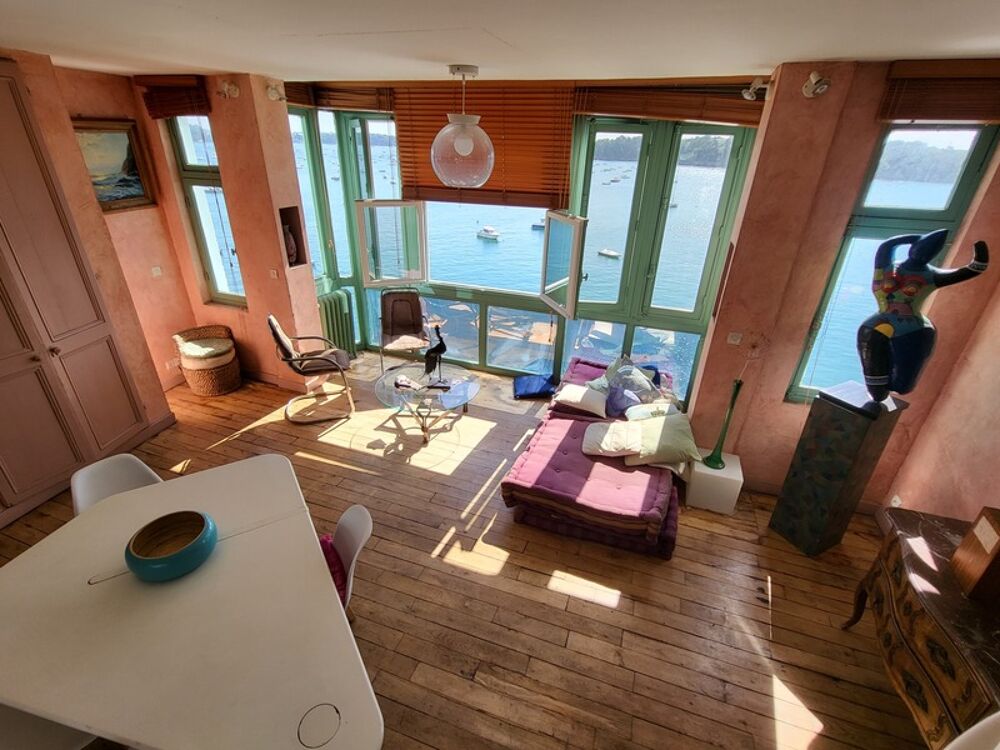 Vente Maison La mer vous fera voir toutes ses couleurs de cette Propriété de 1ère ligne offrant des points de vue exceptionnels Dinard