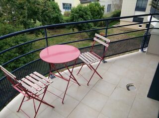  Appartement à louer 3 pièces 65 m²