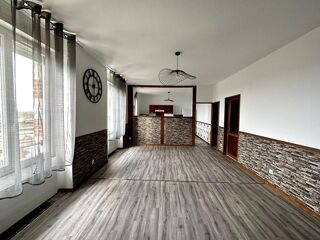  Appartement � louer 4 pi�ces 76 m�