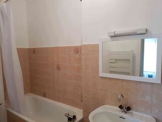  Appartement à louer 1 pièce 30 m²