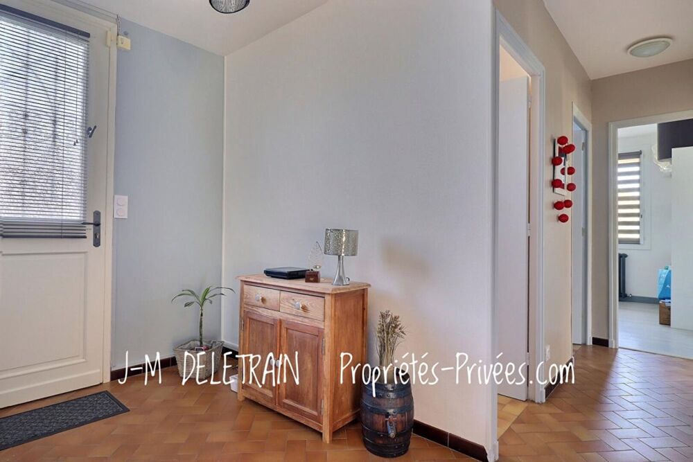 Maison de plain-pied des années 75 - rénovée - équipements de qualité - Saint-Avit Saint-Nazaire - 160.000