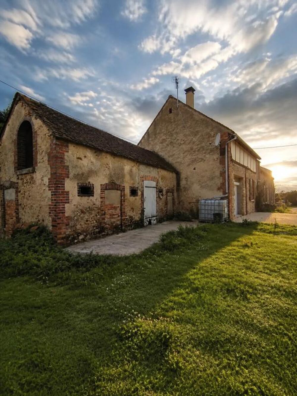 Vente Maison Maison de 5 pièces de 161 m² à Chevannes Chevannes