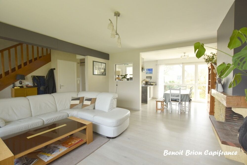 Maison familiale rénovée  135 m²  6 chambres  sous-sol complet  terrain 747 m²