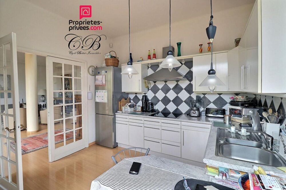 MAISON 6 PIECES AVEC EXTERIEURS - ALES PROX. CENTRE VILLE