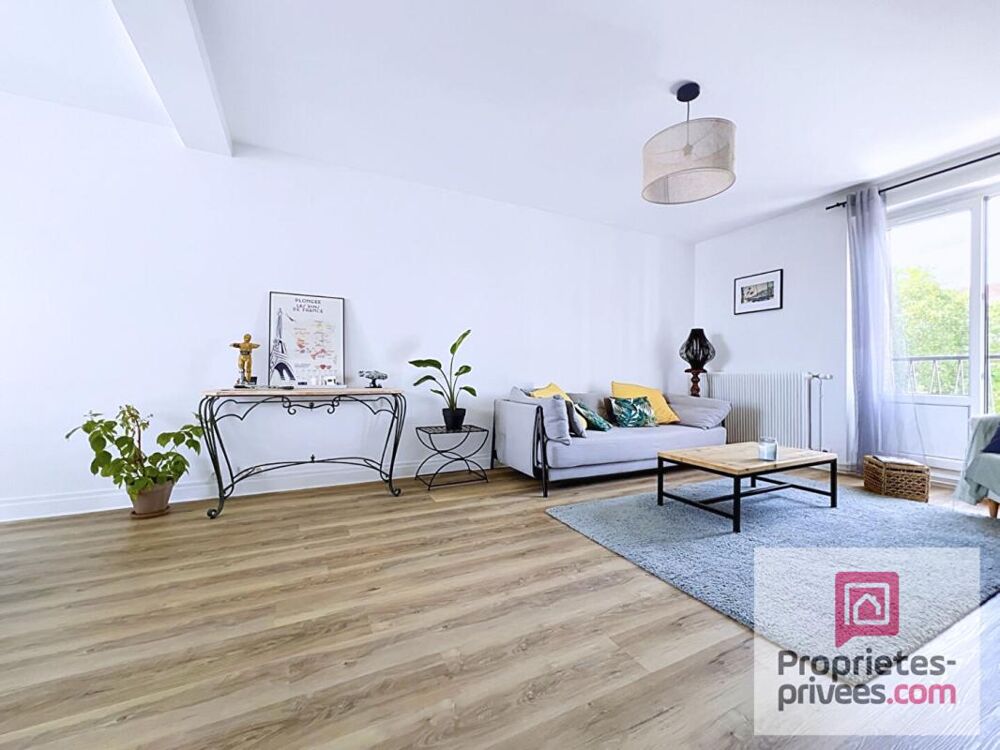 Appartement T4 traversant avec balcon