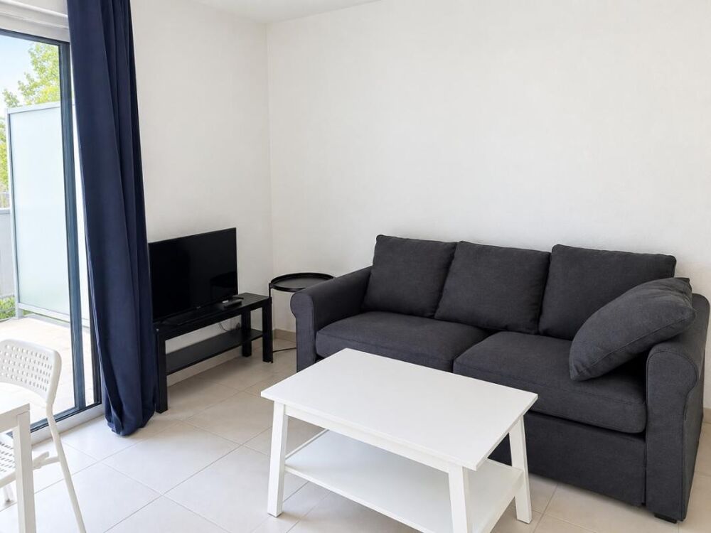Location Appartement Studio meublé avec jardin à BEAUSOLEIL Beausoleil