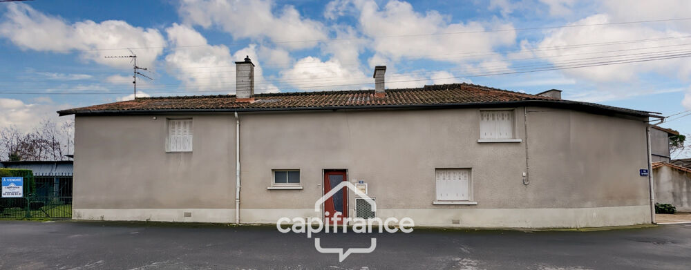 Maison à vendre maison 5 pièces dont 3 chambres VILLIERS (86) Terrain de 1028 m² avec dépendances