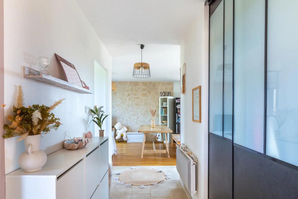 MAISON FAMILIALE  MIONS QUARTIER RÉSIDENTIEL  ÉTAGE RÉNOVÉ  TERRAIN PISCINABLE  MAISON INTERGÉNÉRATIONNELLE