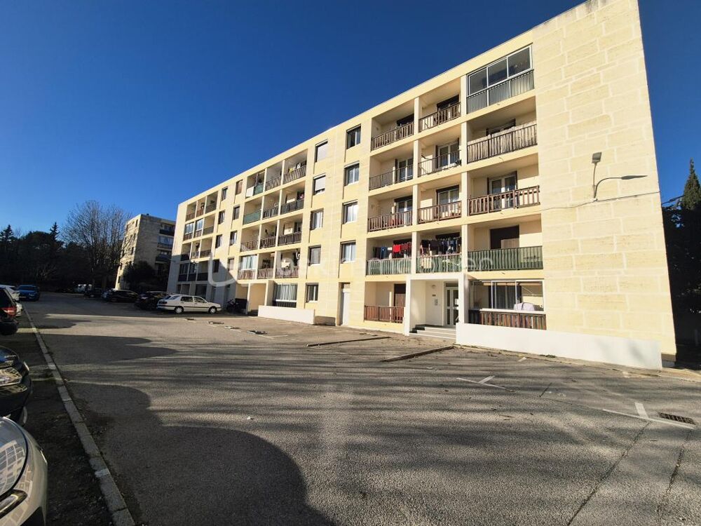Vente Appartement Appartement type 3 avec Balcon garage et cave Salon de provence