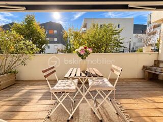 Vente Appartement RESIDENCE RECENTE - APPARTEMENT SANS TRAVAUX - LUMINEUX ET TRAVERSANT - REZ DE TERRASSE SURELEVE Saint martin d heres