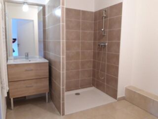  Appartement à louer 2 pièces 40 m²
