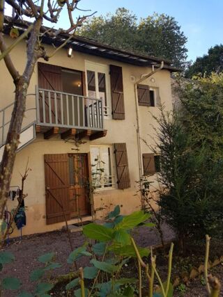  Immeuble � vendre 15 + pi�ces 275 m�