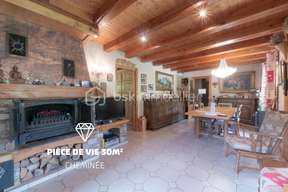 Vente Chalet VALLÉE DE CHAMONIX - CHALET AVEC JARDIN - 5 PIÈCES, 4 CHAMBRES - CALME, ENSOLEILLÉ - VUE MONT-BLANC Servoz