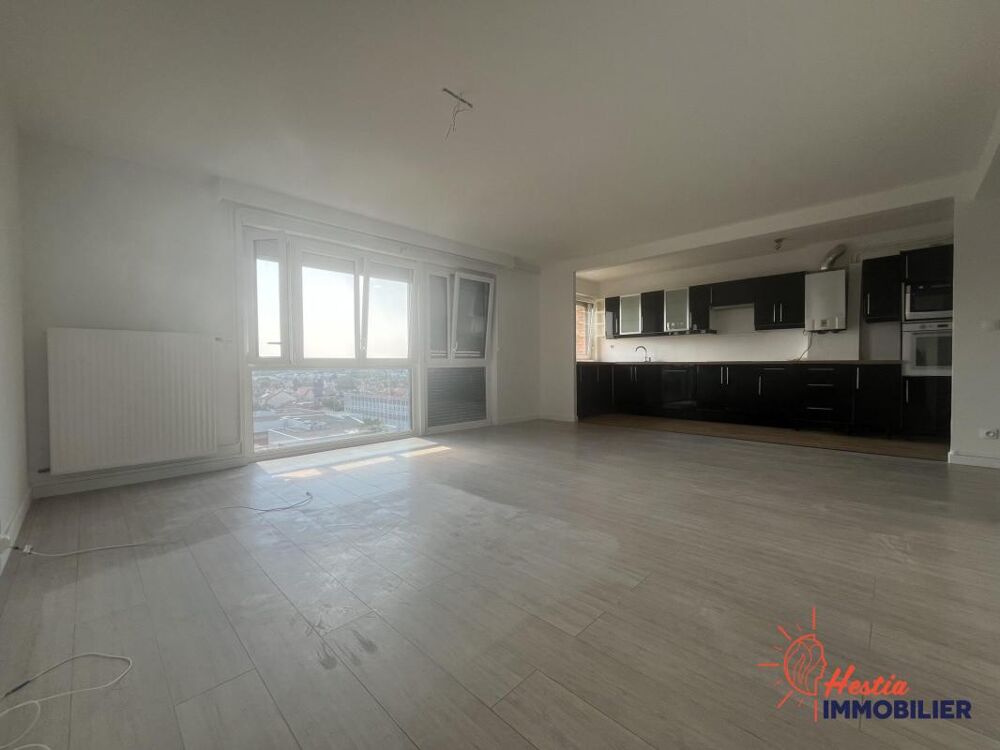 Vente Appartement Appartement à vendre - 5 pièces - Dernier étage avec asce Reims