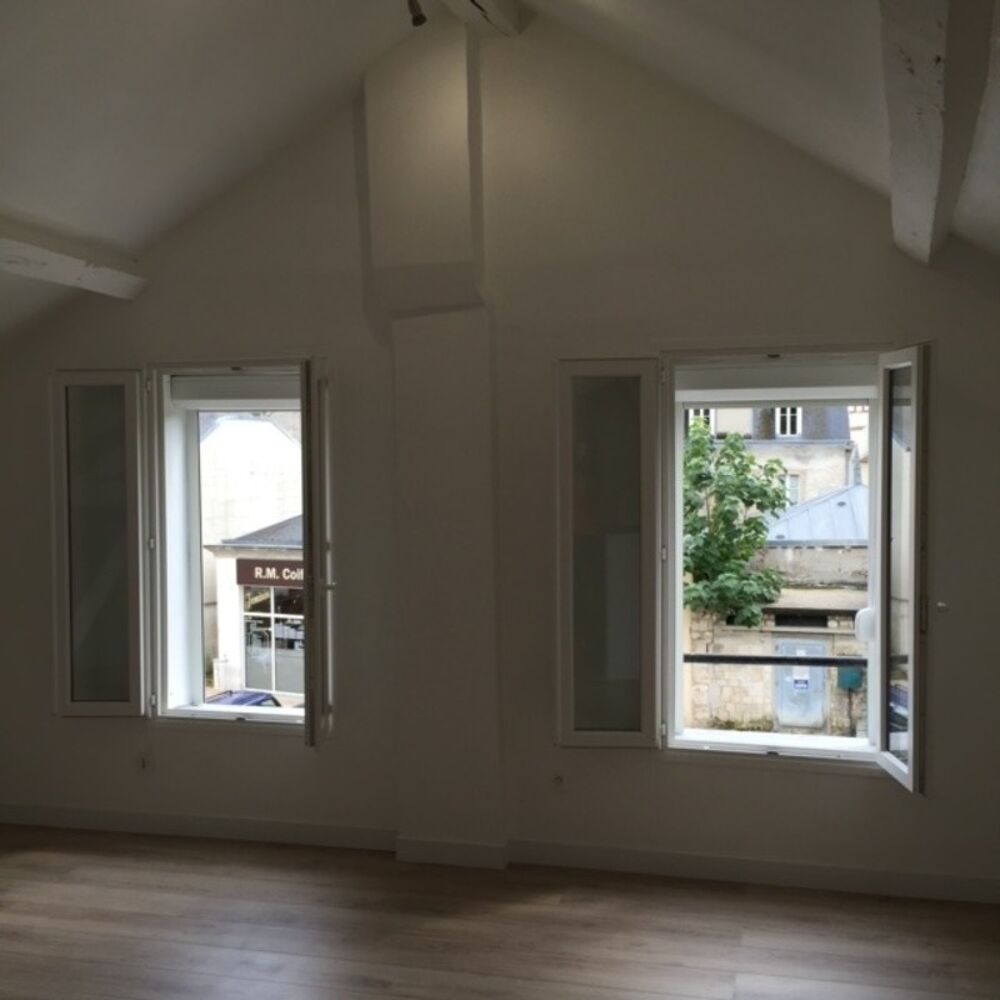 Vente Appartement Appartement à vendre 1 pièces PONTOISE (95) centre historique Pontoise