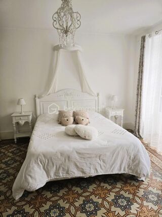  Maison � vendre 9 pi�ces 200 m�