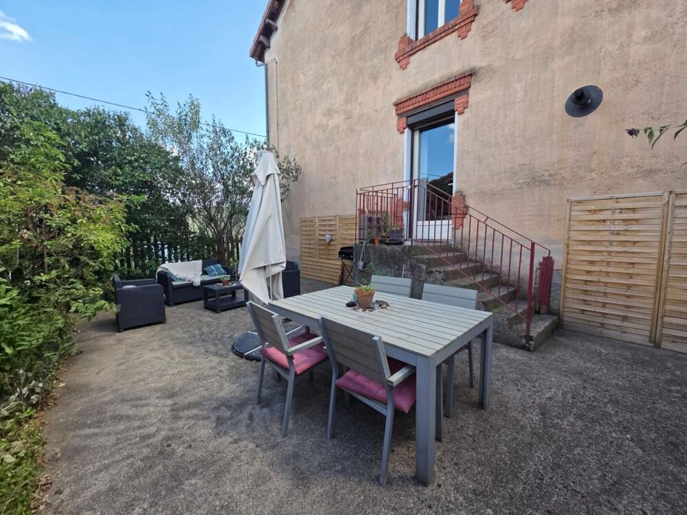 *** EXCLUSIVITE *** GRANDE MAISON AVEC TERRASSES, DEPENDANCES ET POTAGER *** ST DIER D'AUVERGNE 63520 ***