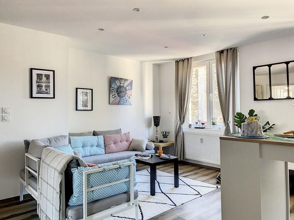 PONTARLIER ? BEL APPARTEMENT 4 PIÈCES DE 81m2