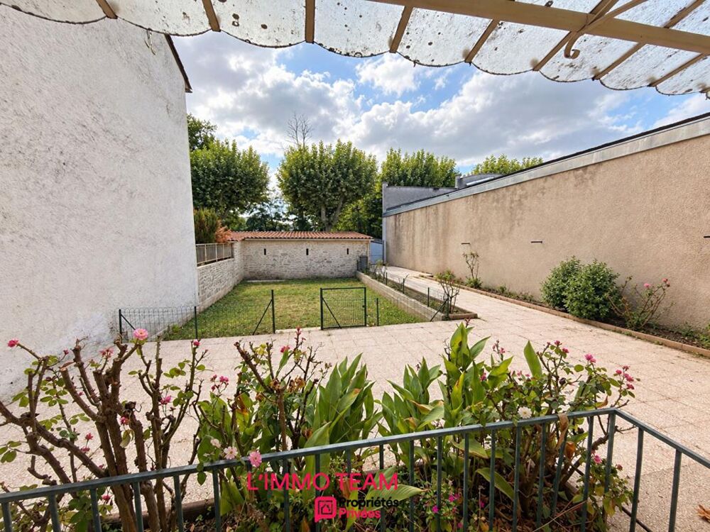 Vente Maison Maison avec potentiel locatif et 3 garages en centre-ville de CAHORS Cahors