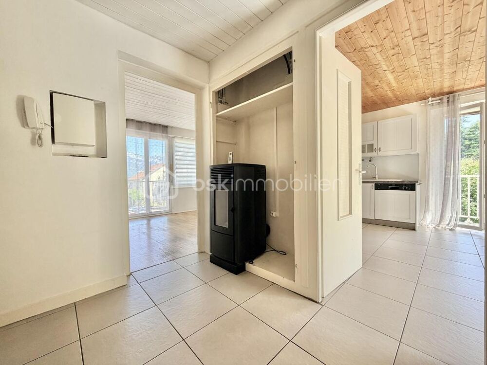 Appartement T4 avec jardin, garage et places de stationnement La Roche-sur-Foron