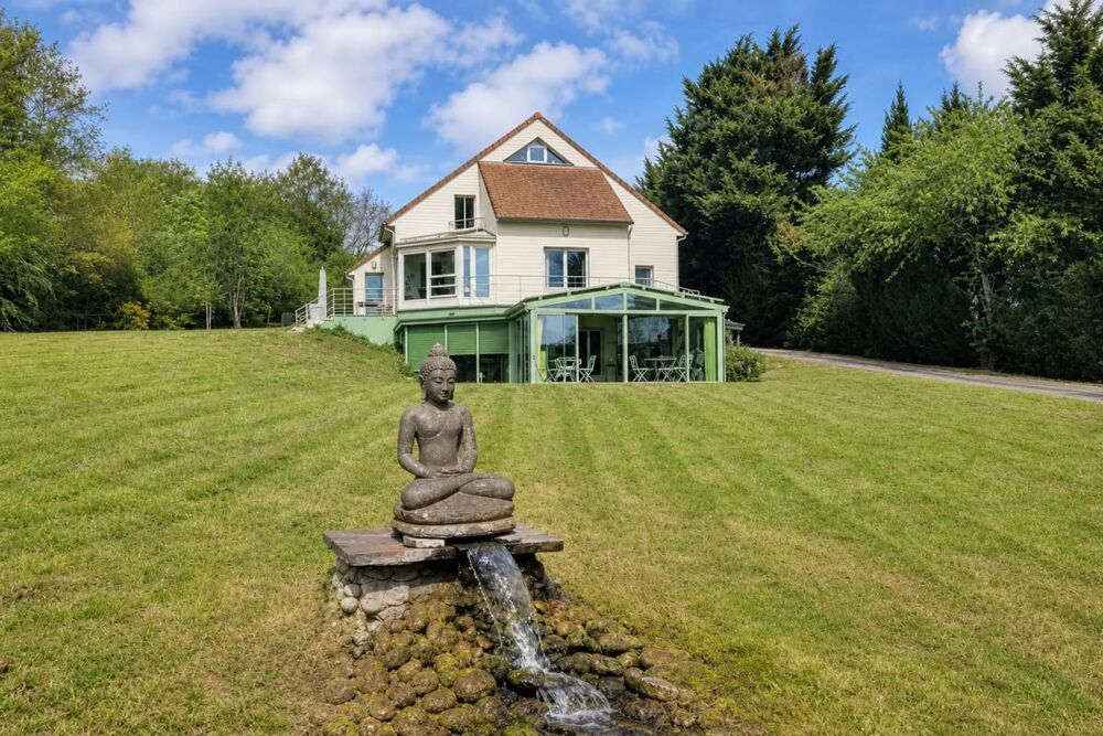 Maison d'architecte exceptionnelle, piscine et parc