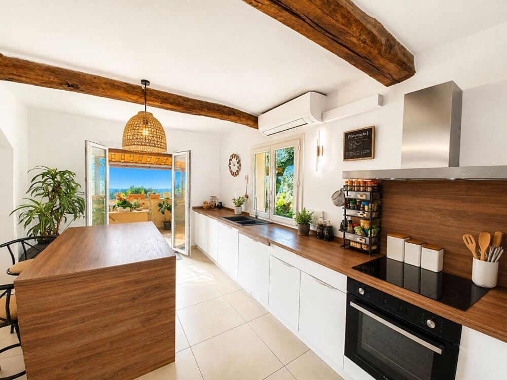� vendre  Villa Sp�rac�des (06530)