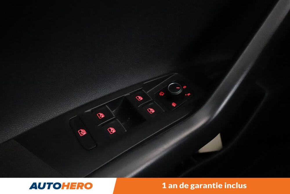 Polo 1.0 TSI R-Line DSG7 115 ch 2020 occasion 92130 Issy-les-Moulineaux