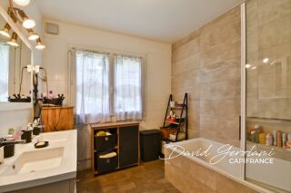  Appartement à vendre 5 pièces 132 m²