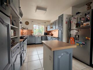  Maison  vendre 6 pices 160 m