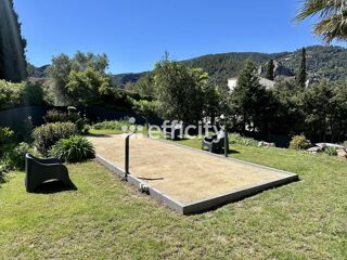  Villa � vendre 5 pi�ces 150 m�