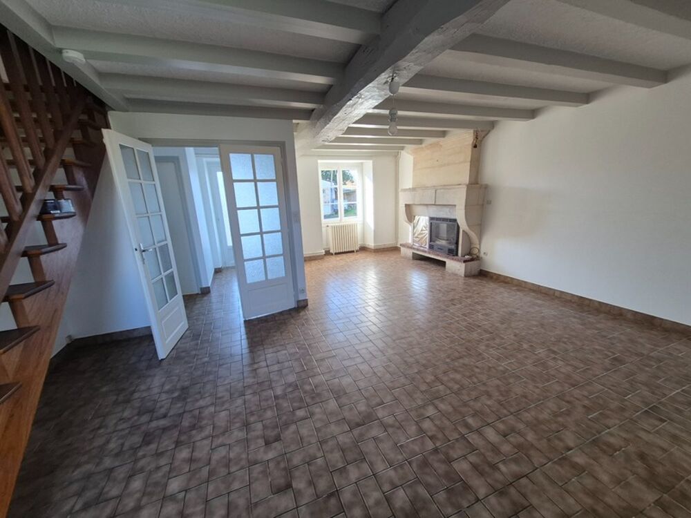 Maison à vendre 5 pièces SAINT SAVINIEN (17)