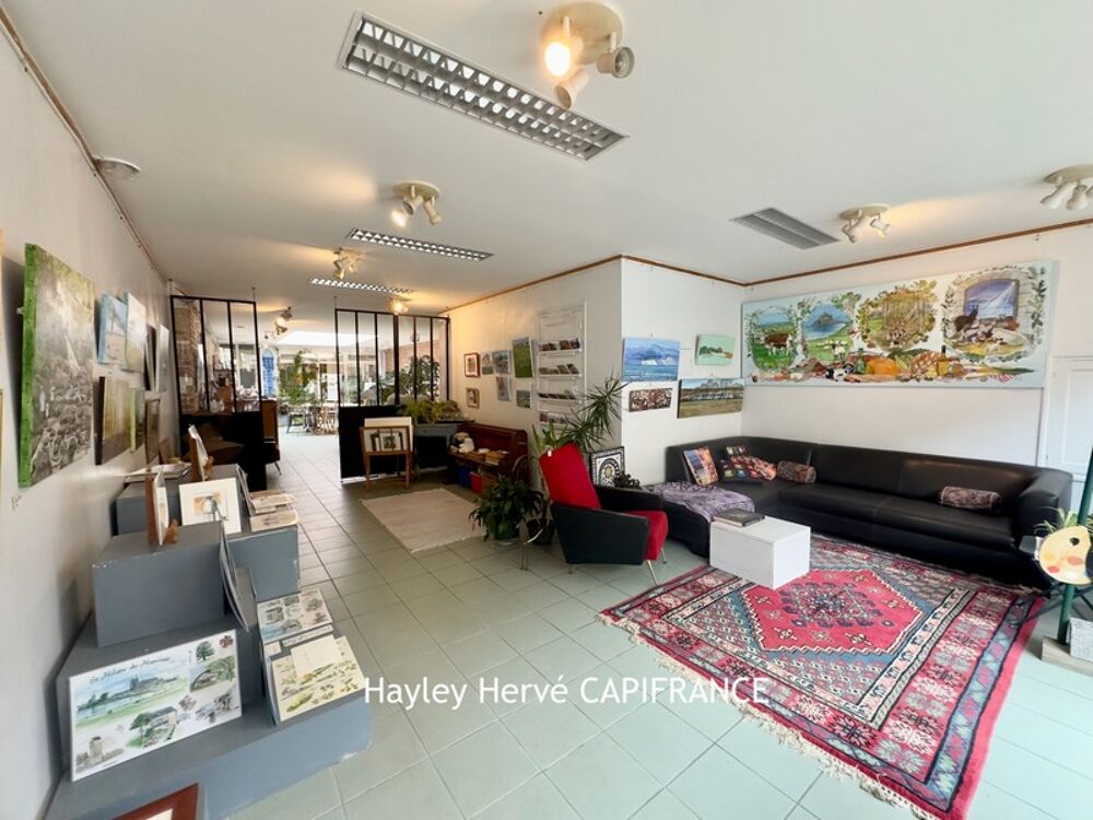 Immeuble centre ville MORTAIN (50) à vendre  178M2 - Local commercial et appartement avec garage