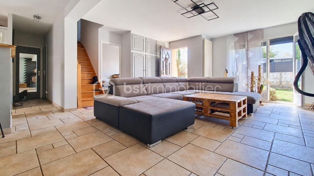 Vente Maison maison familiale 5 chambres Claye souilly
