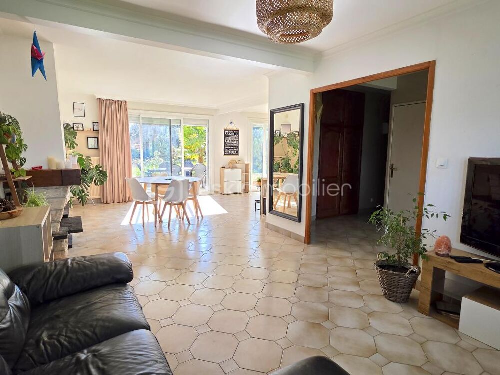 Maison familiale 166 m²  6 chambres  Jardin plein sud  Gare à pied  DPE C