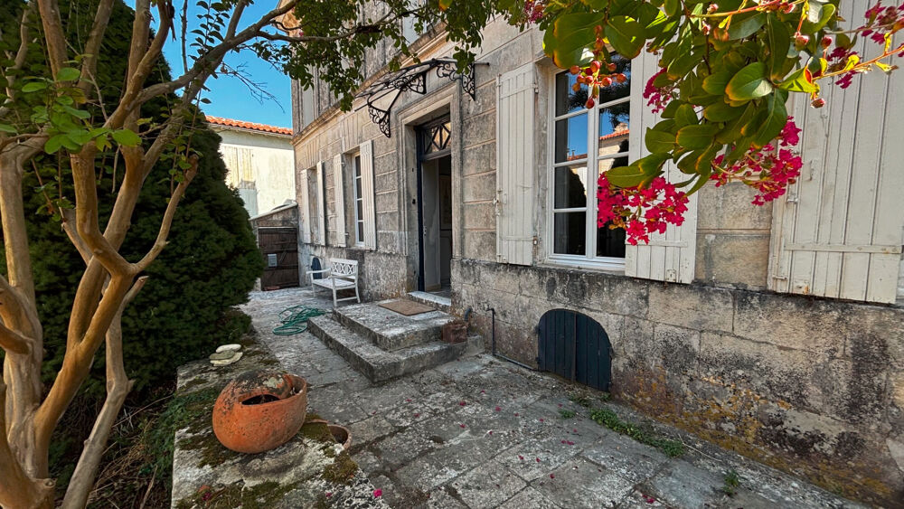 Vente Maison Maison bourgeoise avec charme et cachet - 5 pièces - 135 m² -  PORT D'ENVAUX (17) - 365.800 € Port d envaux
