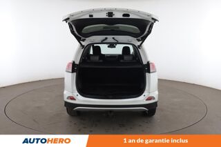 RAV 4 2.5 Hybride Lounge 2WD 197 ch 2016 occasion 92130 Issy-les-Moulineaux
