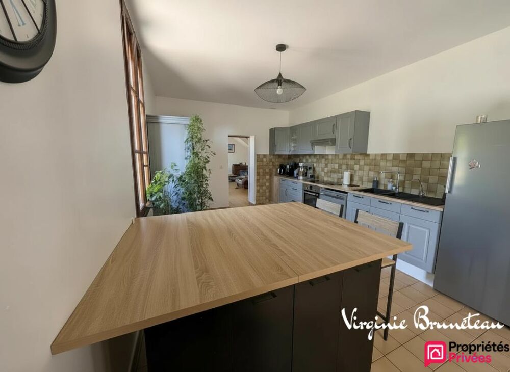 Deux maisons indépendantes - Grand garage 90 m² - Jardin arboré - Fort potentiel