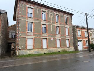  Immeuble à vendre 15 + pièces 500 m²