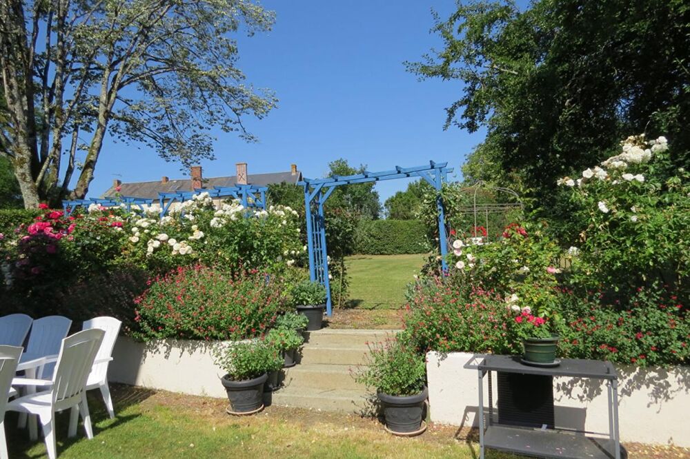 Vente Maison Maison de famille de caractère,  restaurée, jardin et piscine Fontenay le comte