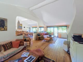  Propriété/château à vendre 12 pièces 360 m²
