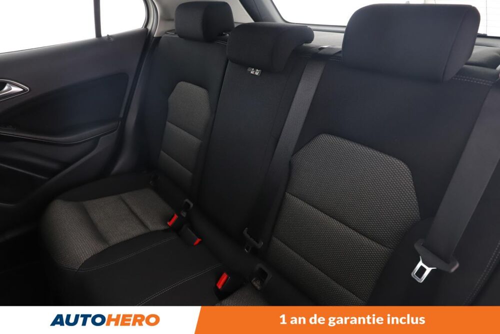 Classe GLA 180 Intuition 122 ch 2015 occasion 92130 Issy-les-Moulineaux